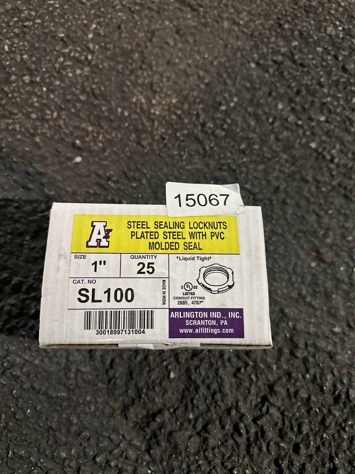Arlington SL100 - 1" Steel Sealing Locknuts with PVC Molded Seal - Box of 25 NEW