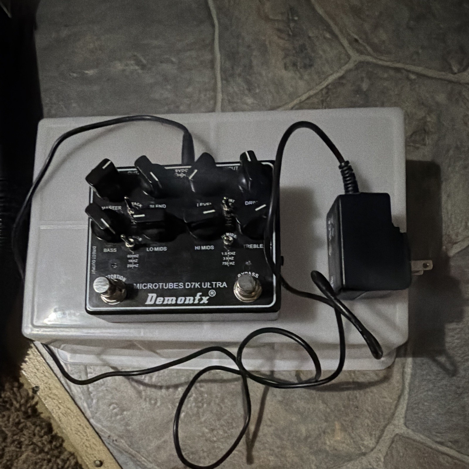Demonfx Microtubes D7K Ultra Bass Guitar Preamp Overdrive Distortion Pedal
