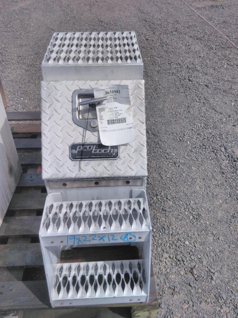 Replaces 2006 PROTECH STEP TOOL BOX , WA
