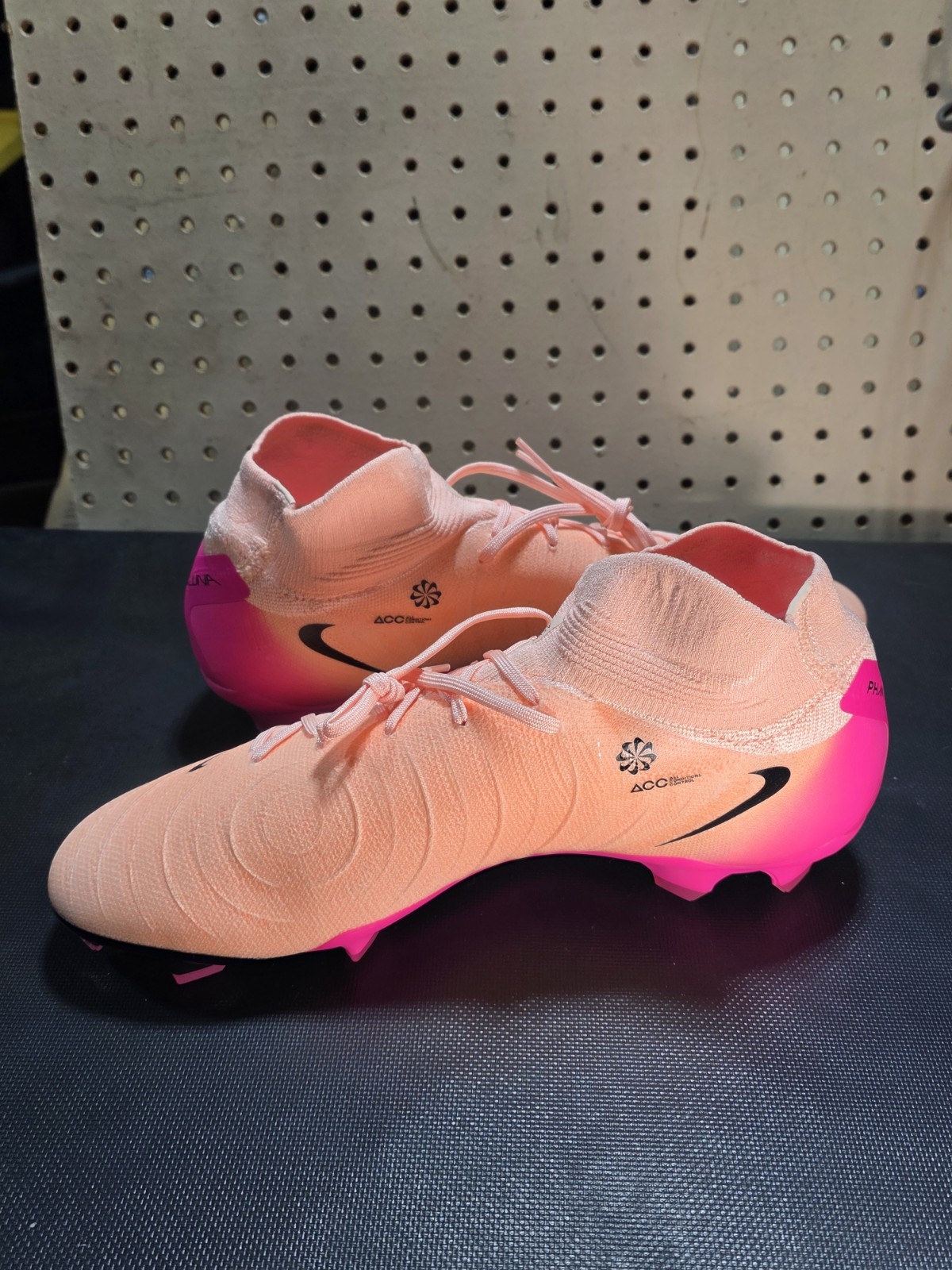 ACG Nike Phantom Luna II Pro FG Soccer Cleats Pink Blast FJ2575-800 Men's 11.5