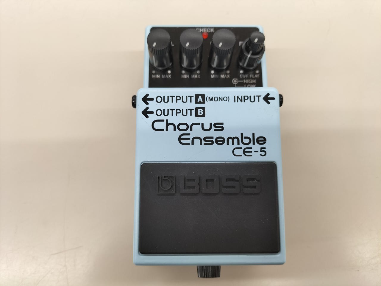 Boss Ce-5 Effector