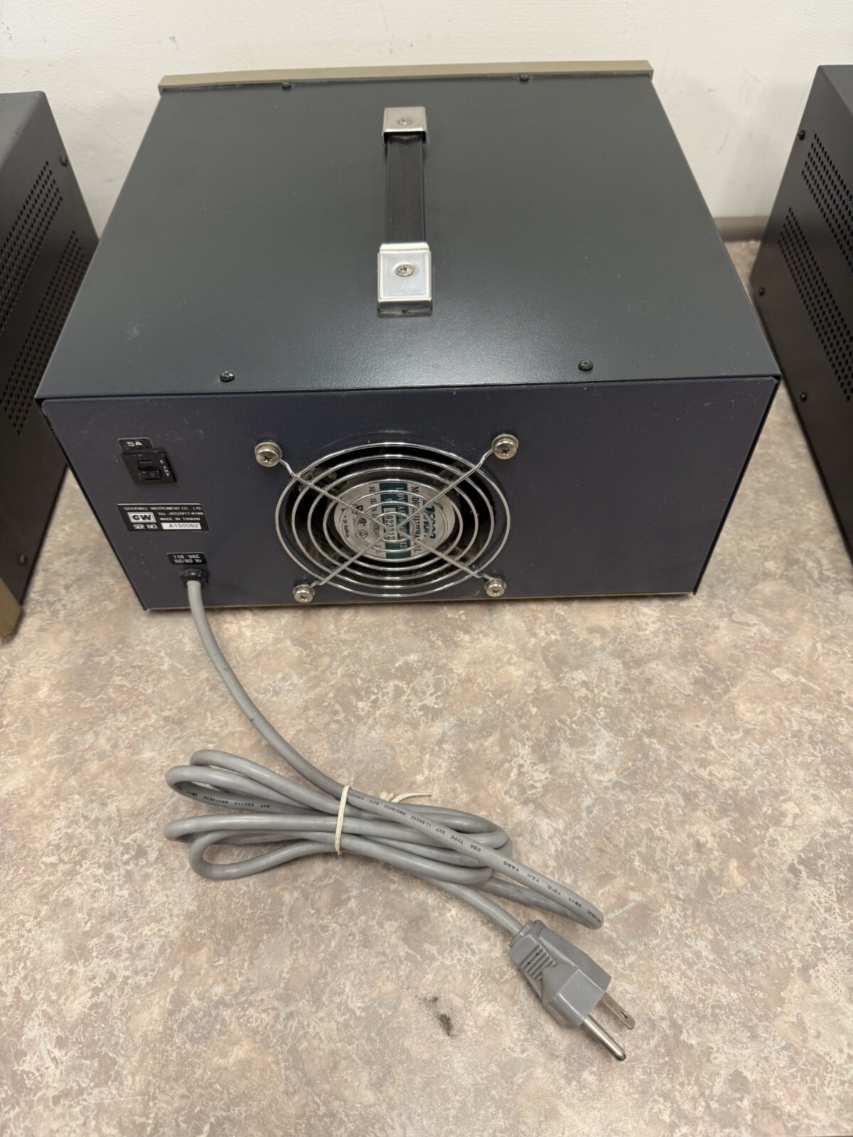 GW Model: GPR-2015H Laboratory DC Power Supply