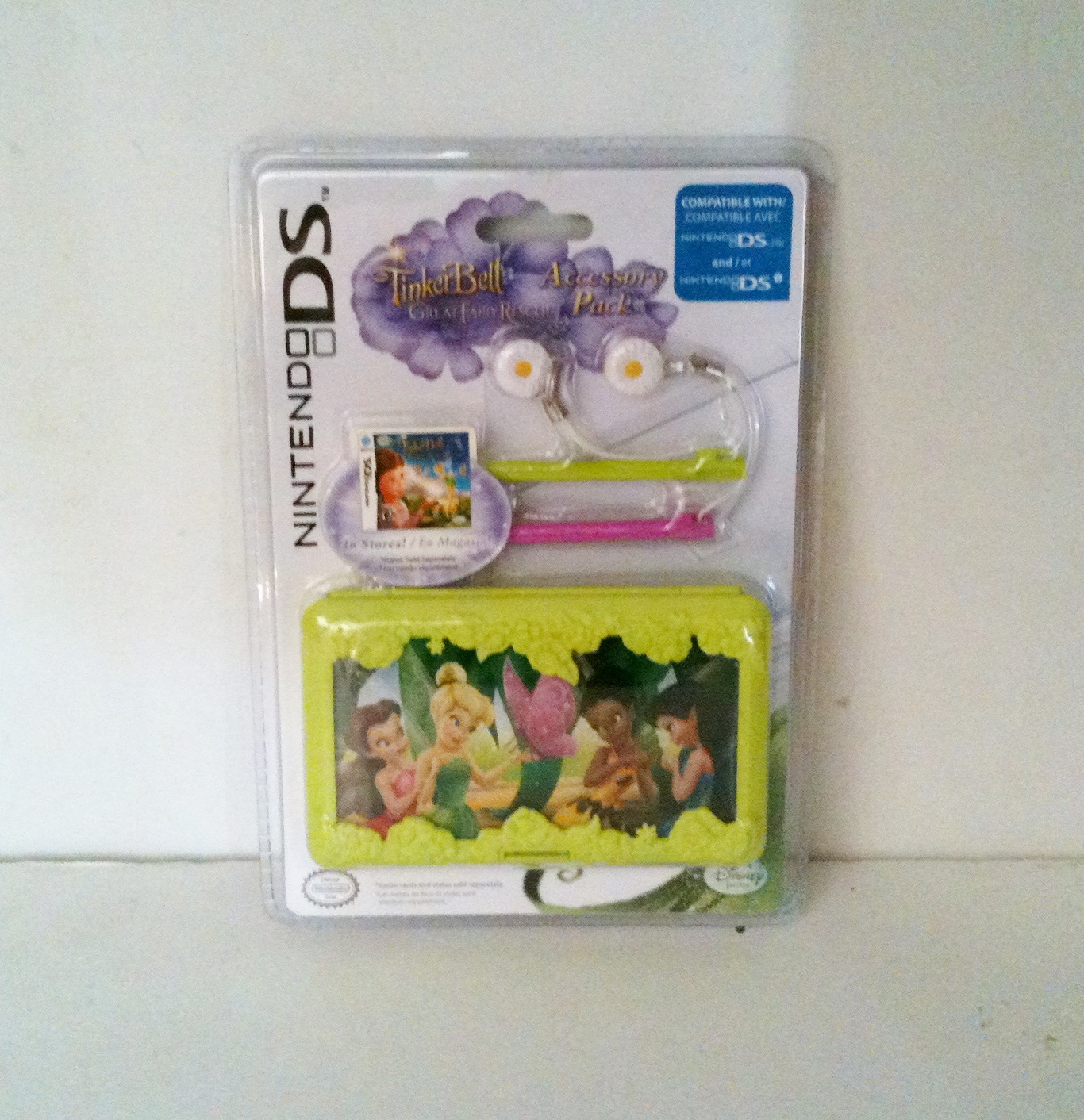 NEW Nintendo DS Lite DSi TINKERBELL GREAT FAIRY RESCUE 2 Stylus W/charms Mirror