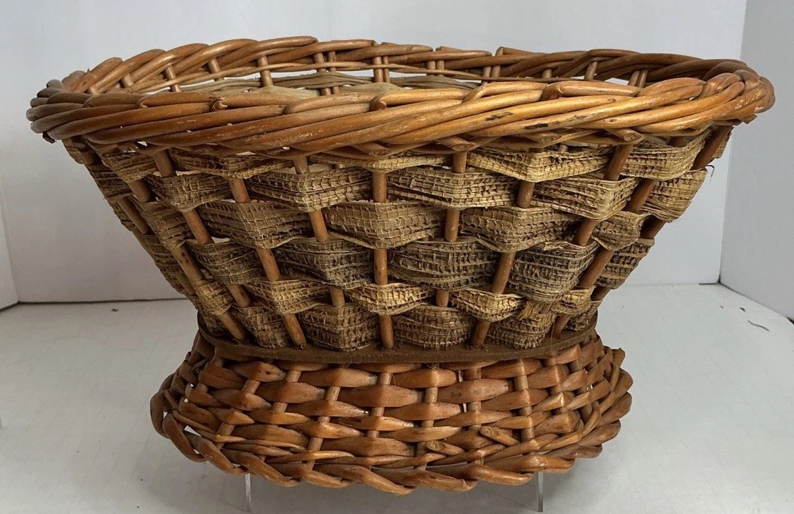 Wicker Woven 13” x 7” Basket For Home Decor Pedestal Base Wicker & Palm
