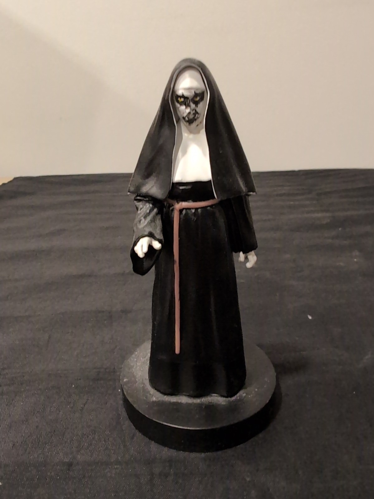 The Nun Valak 1:16 Scale Diecast Metal Resin Figure Horror Movie The Conjuring