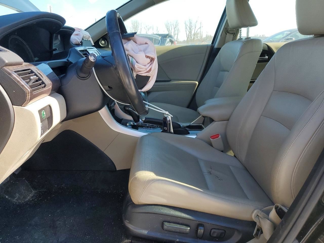 ACCORD 2017 Glove Box 807244
