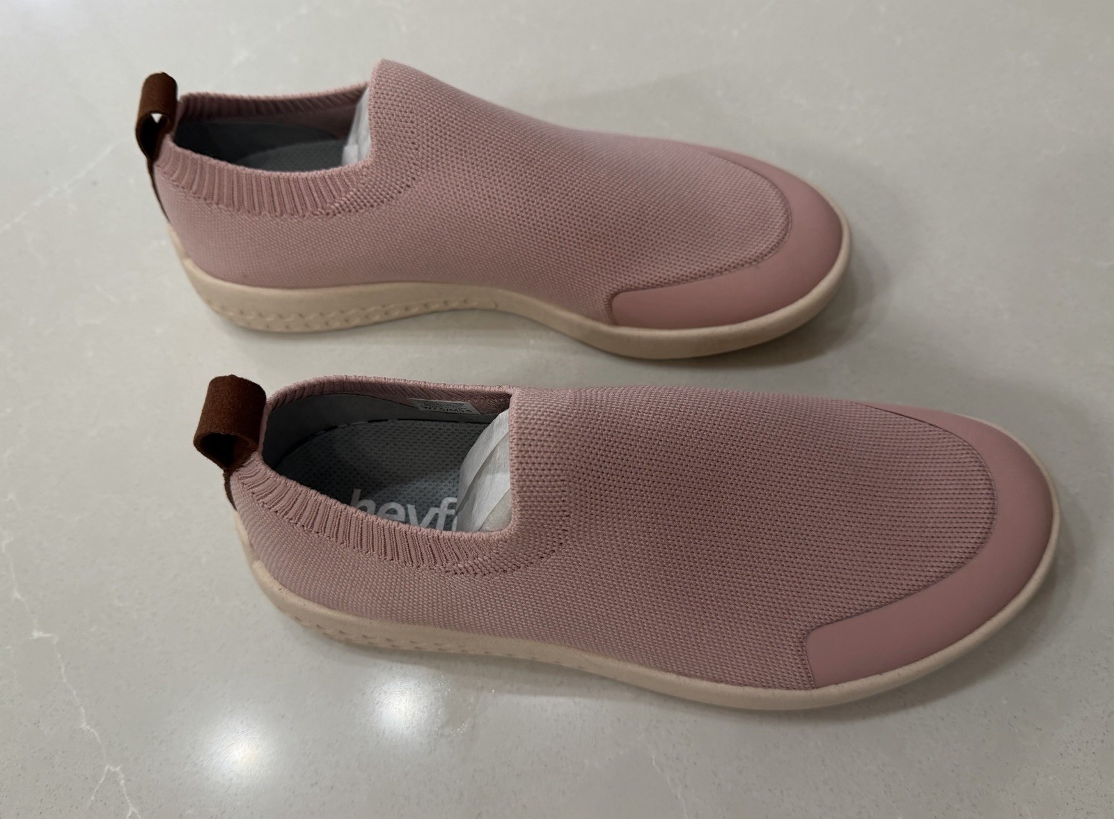 Heyfolks Voyager Women’s Slip-On Knit Sneakers in Dusty Rose, 7.5