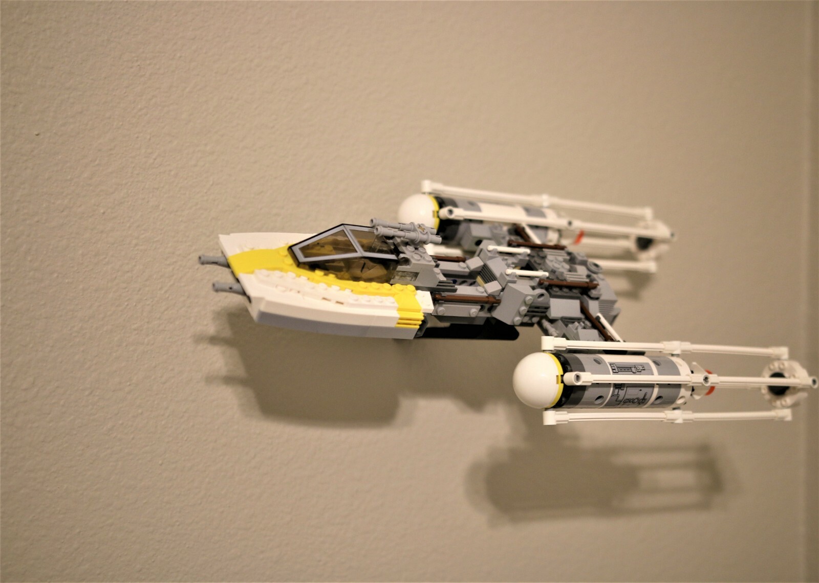 Ultimate Display Solutions wall mount for Lego 9495 Gold leader's Y-wing fighter