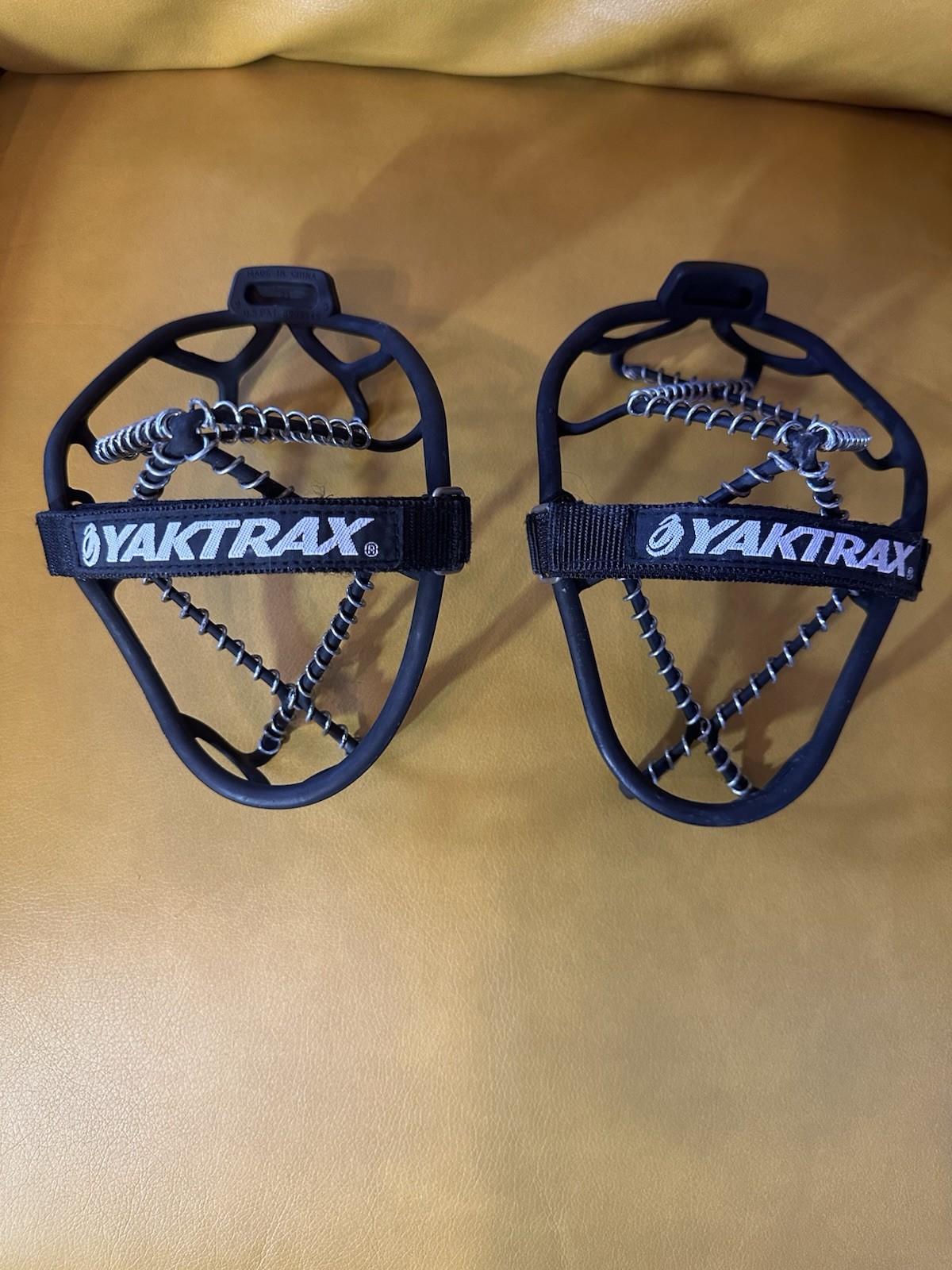 Yaktrax Walk Ice & Snow Traction Cleats Size M Women’s 9 – Excellent Used Once
