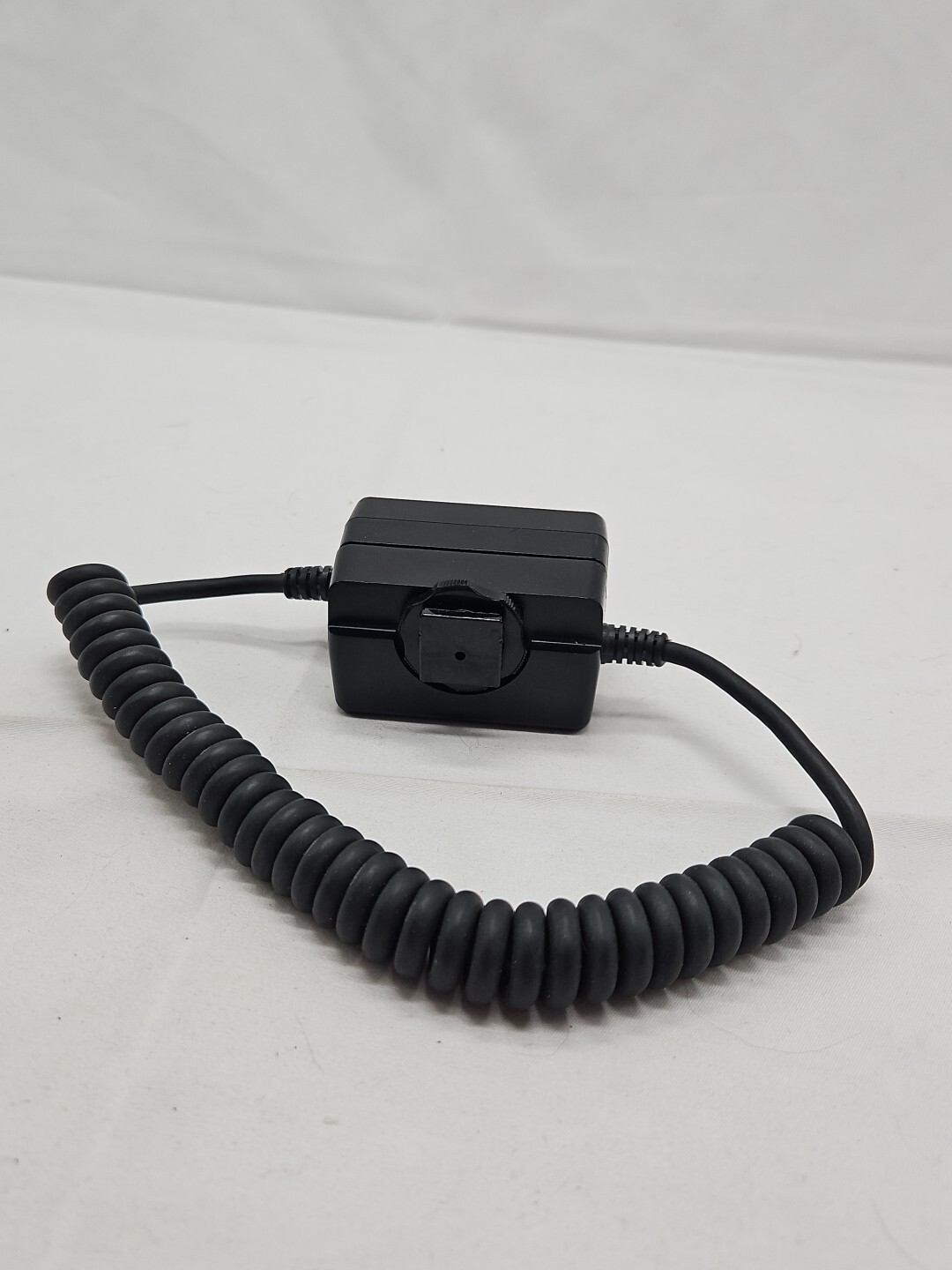 Vivitar DSC-1 Dedicated Sensor Cord Flash Unit Off Camera Connector Extension.