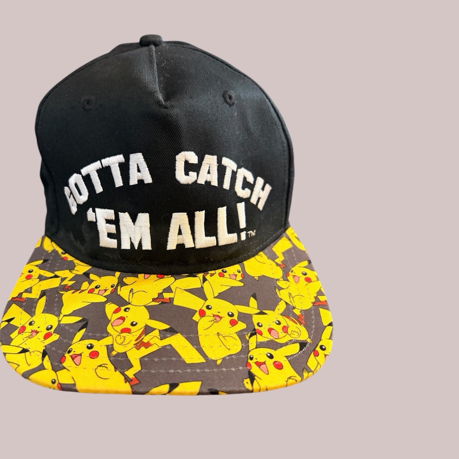 Pokemon Black “Gotta Catch ‘Em All” Pikachu Snapback Hat Youth