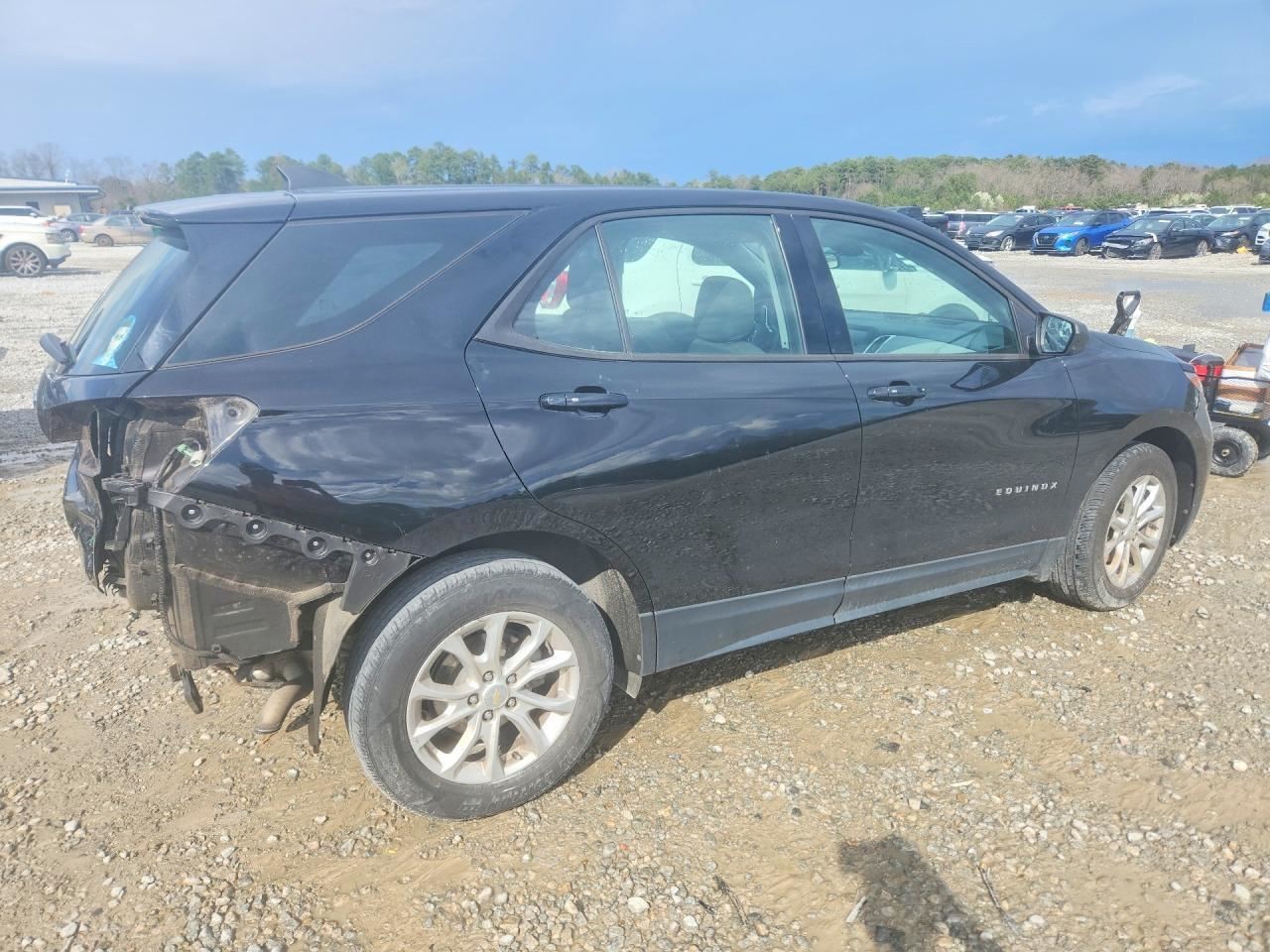 EQUINOX 2018 Glove Box 5024611