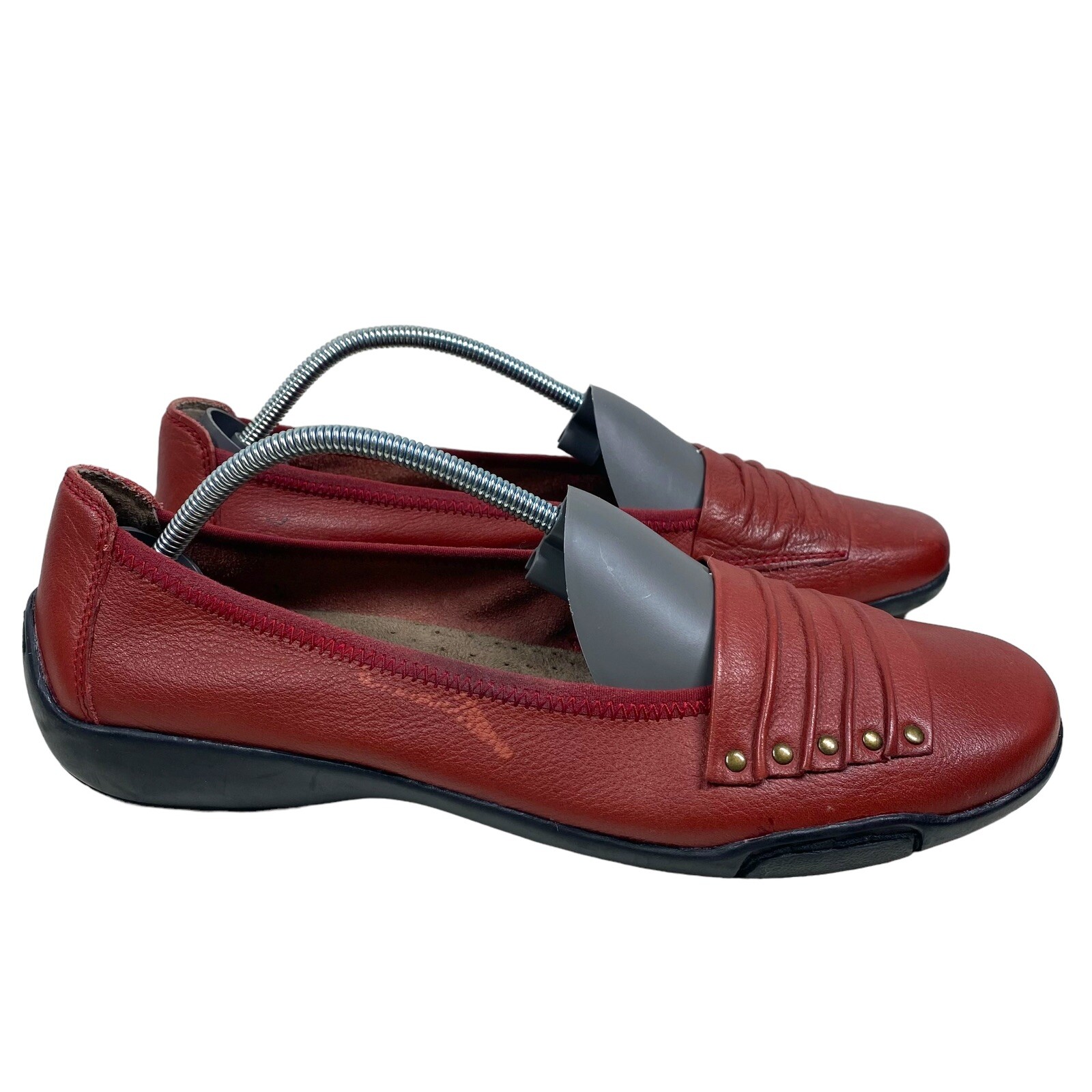 Array Willow 9.5W Loafer Slip On Flats Muted Red Leather Pleated Metal Accent