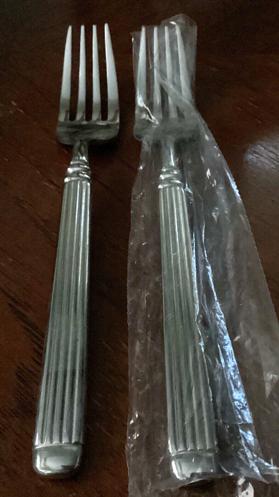MONUMENT Hampton Silversmiths Set 2 Salad Forks 18/10 Unused Stainless Flatware