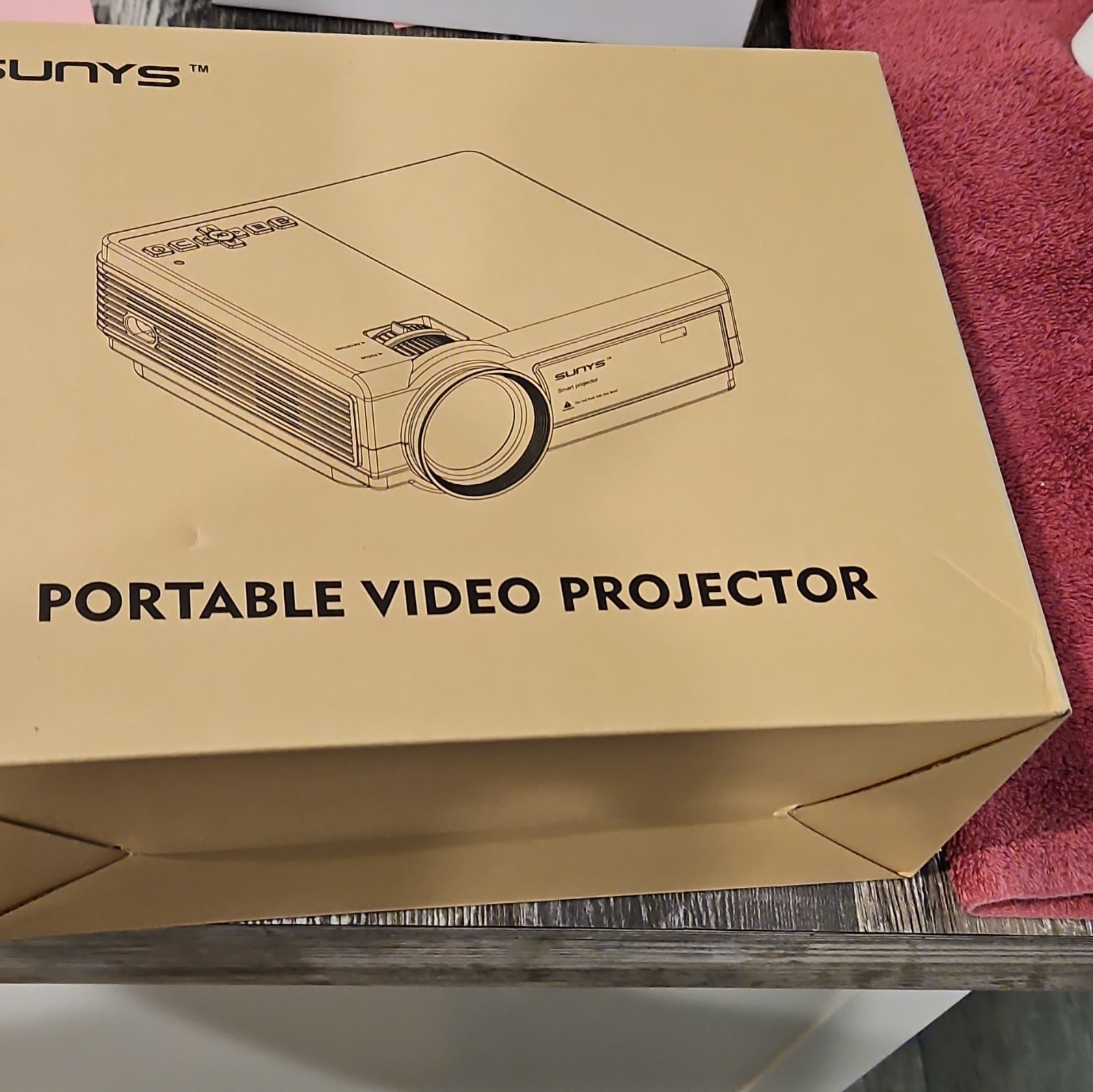 SUNYS L36P 1080p DLP Projector 500 ANSI 10000:1 Wi-Fi HDMI Beige
