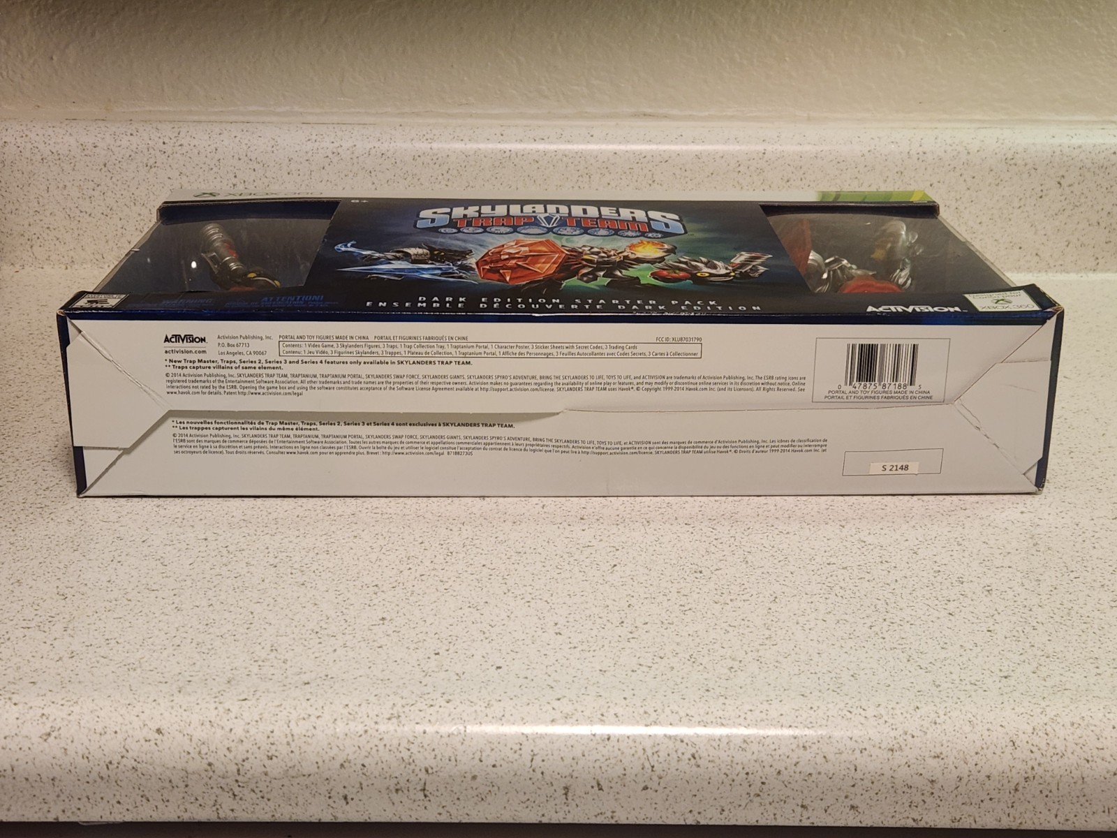 Skylanders Trap Team Dark Edition Starter Pack Xbox 360 w/ Figures