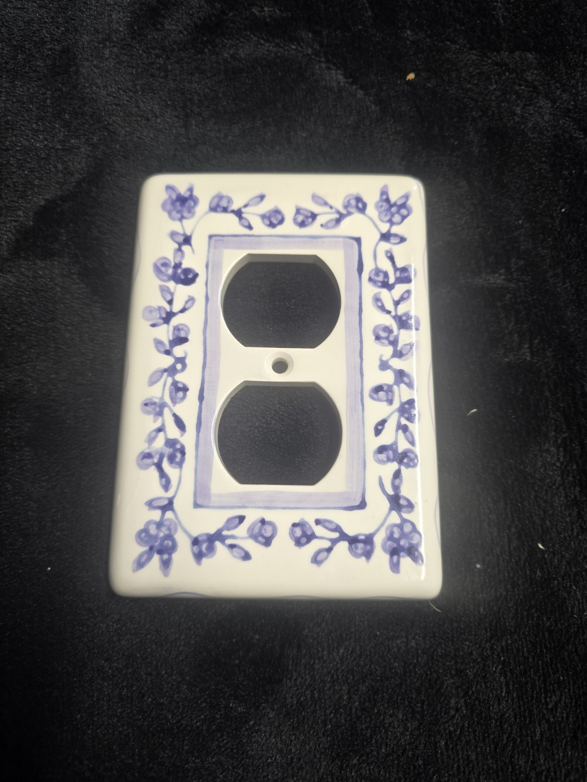 Pretty - AmerTac Purple & White Floral Duplex Outlet Cover Plate -Porcelain- New
