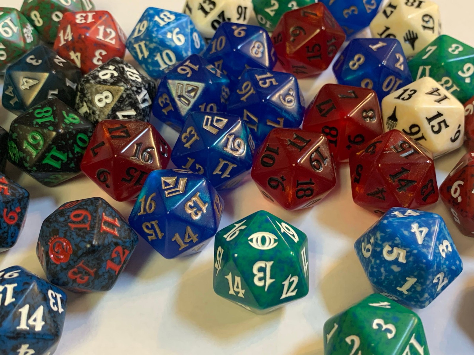 MTG spindown dice - singles and sets