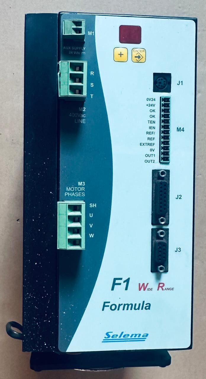 SELEMA 09F1WR20714 SERVO DRIVE 400 VAC 7A 1.7 KW