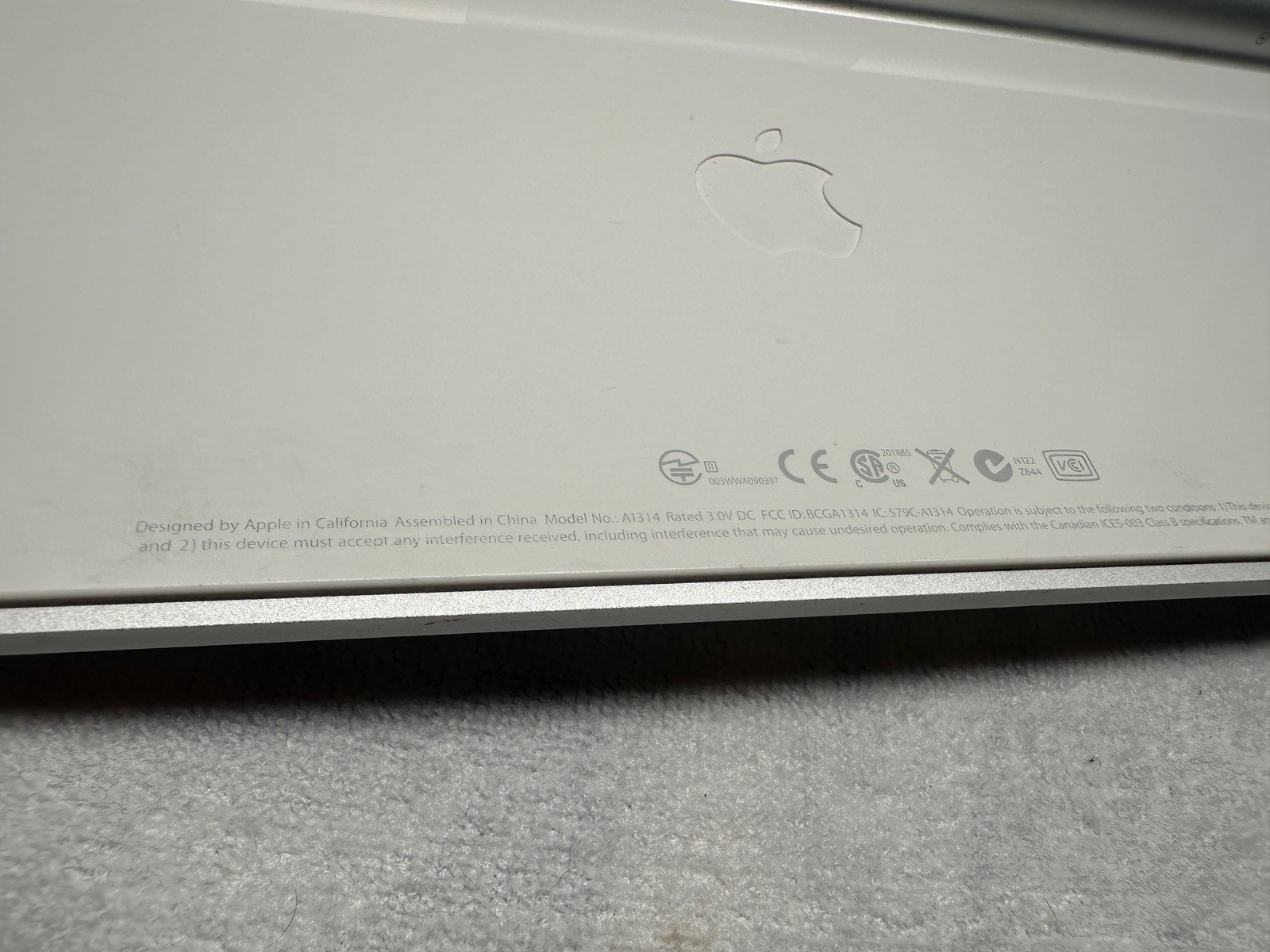 Apple Bluetooth Keyboard Model No: A1314 Tested Good Used Condition