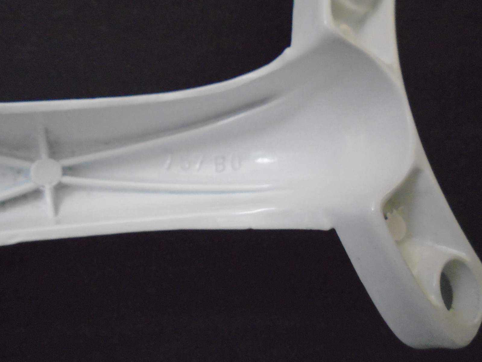 QUORUM CEILING FAN REPLACEMENT ARM BRIGHT WHITE PART AN 757B0