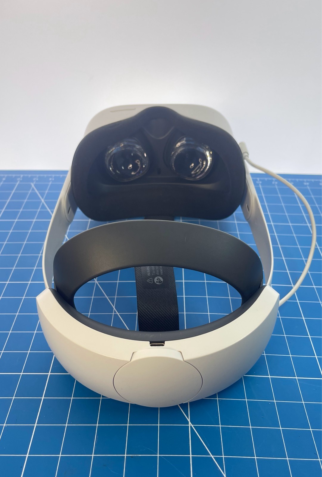 Meta Oculus Quest 2 KW49CM Standalone VR Headset No Controllers Extra Battery