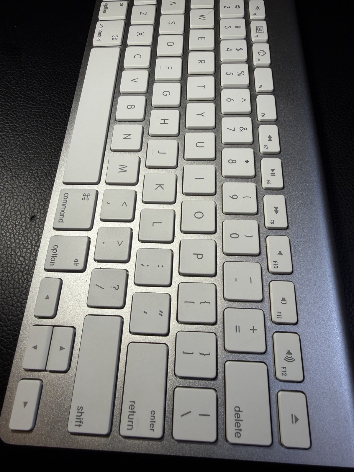 Apple Wireless Bluetooth Keyboard A1314 Compact Mac Aluminum Slim Silver Tested