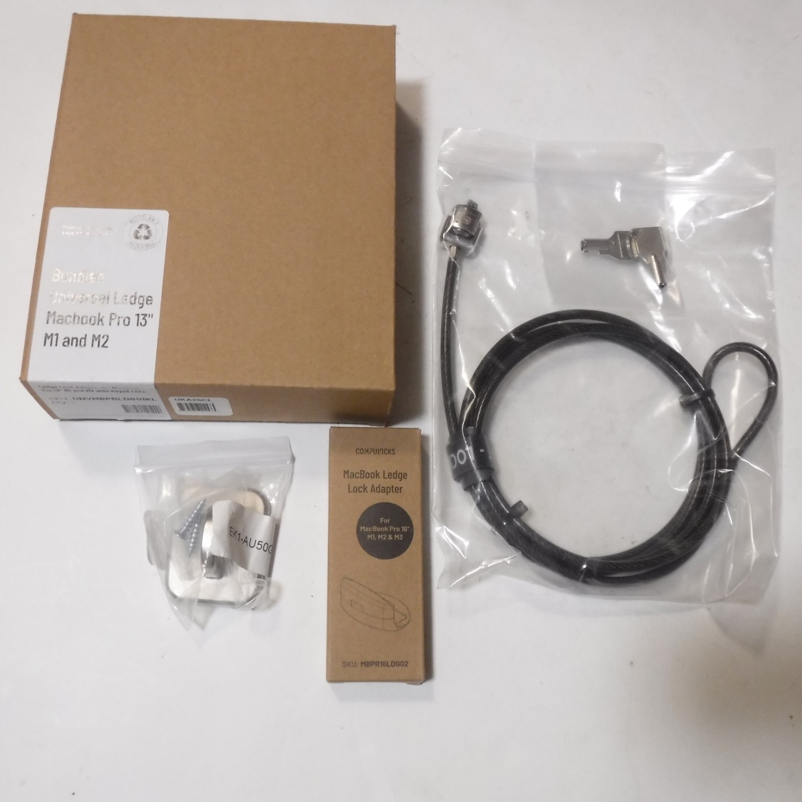 Compulock bundled Universal Ledge Macbook Pro 13",16" M1, M2, M3