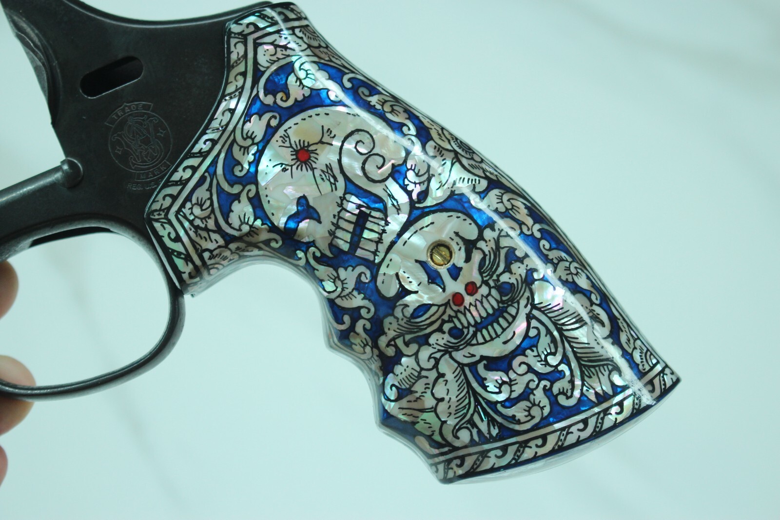 MOTHER OF PEARL GRIPS FOR S&W K, L FRAME SQ/RD BUTT BLUE SKULL ART VITOONMAKERS