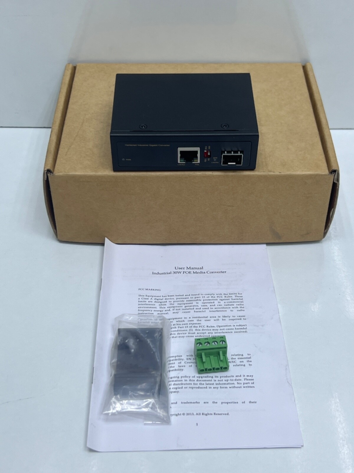 HCS8011SFP INDUSTRIAL GIGABIT POE MEDIA CONVERTER