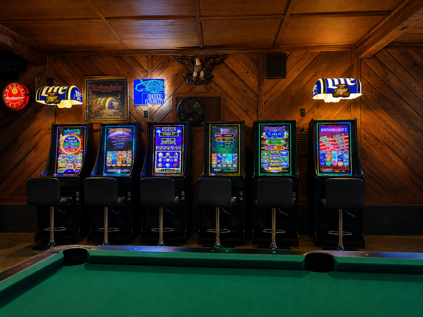 Skill Amusement Game Cabinet Machine with Board, Printer, Bill Acceptor