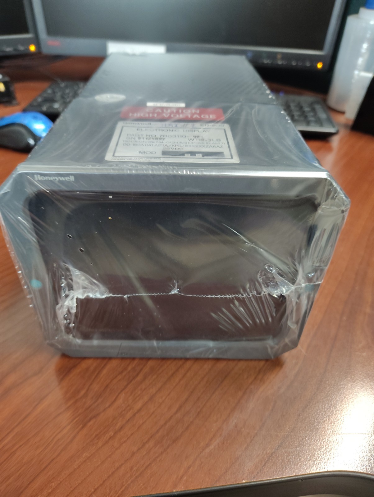 Honeywell ED-800 Electronic Display P/N 7003110-901