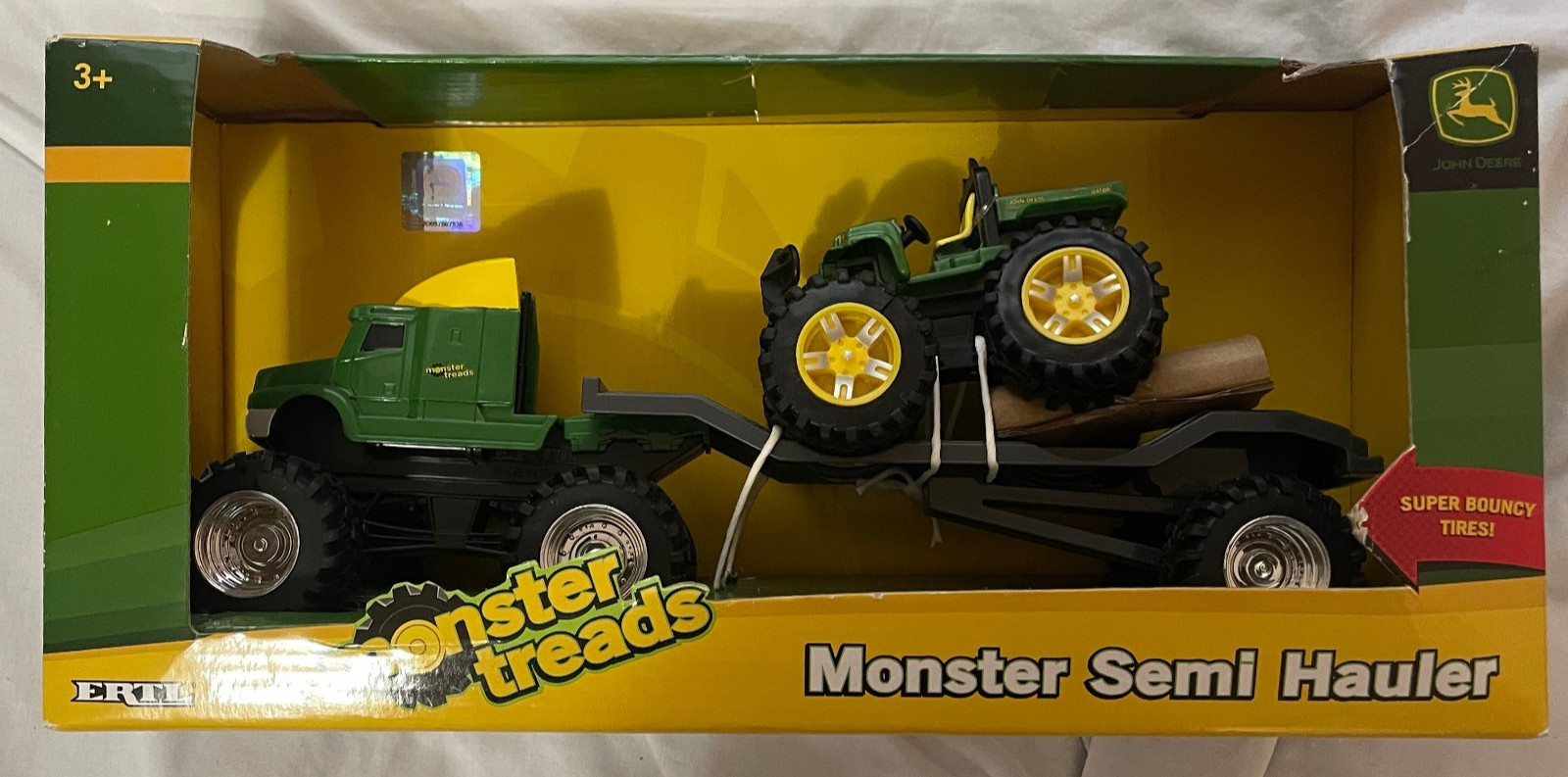 NIB ERTL JOHN DEERE MONSTER TREAD SEMI HAULER W/ UTV GATOR 37584 Learning Curve