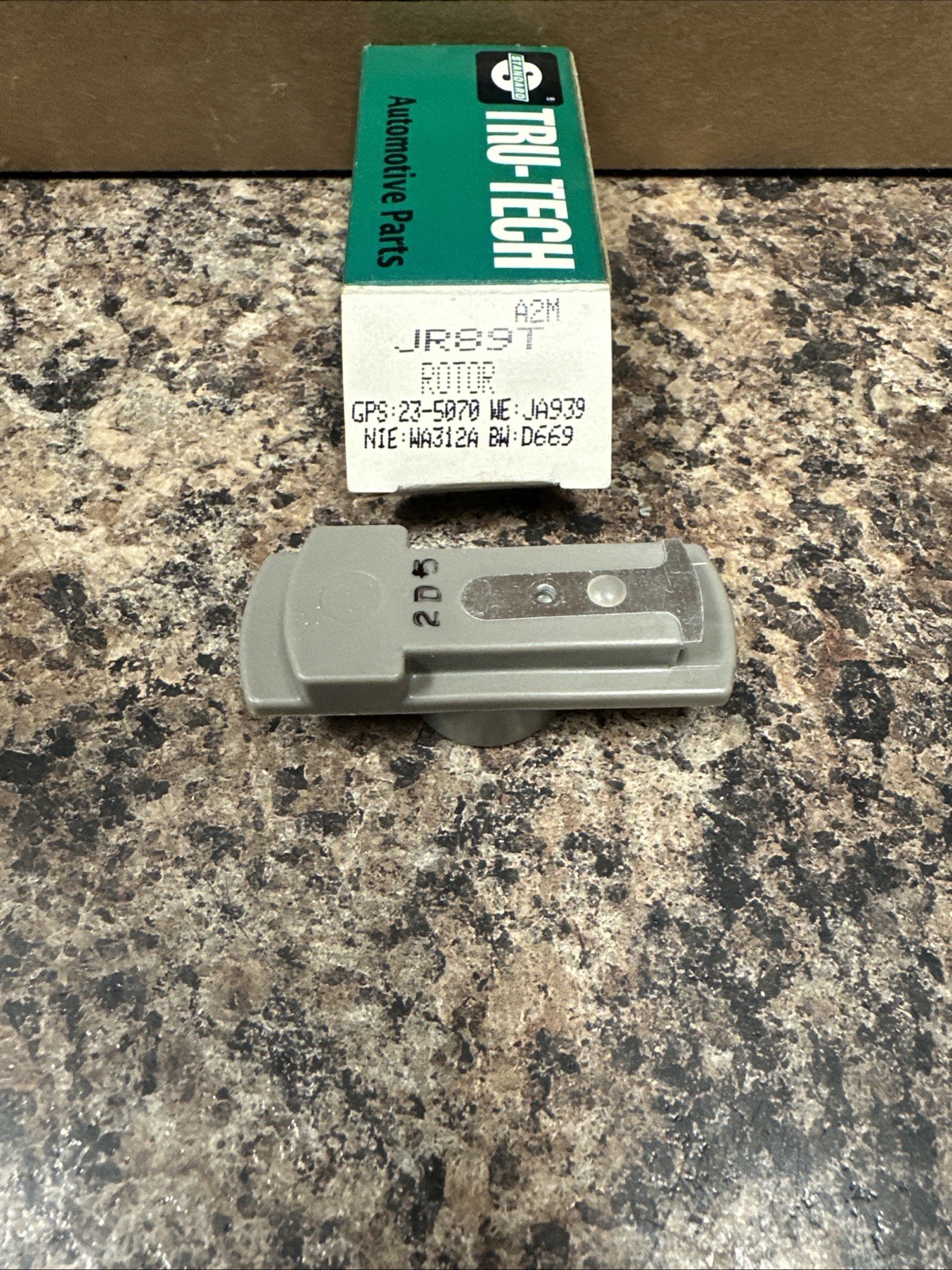 Standard/Tru-Tech JR89T Distributor Rotor (80-89 ACURA & HONDA) FREE SHIPPING!!