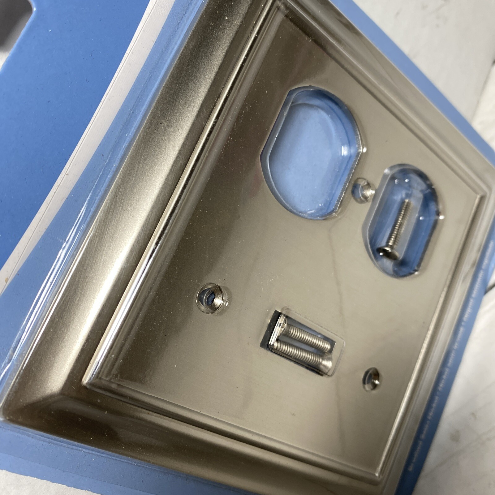 Brainerd Studio Brushed Satin Nickel Single Switch/ Duplex # 64171