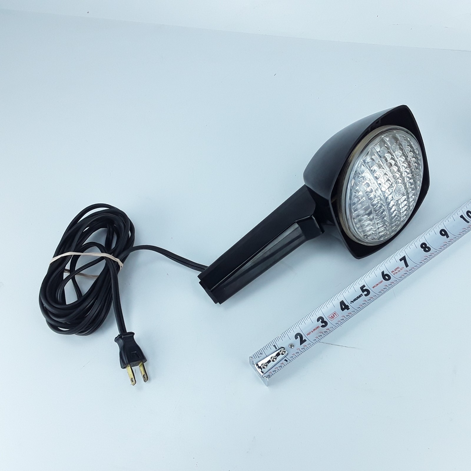 Vintage Tower Bright Beam Movie Camera Light Black Wired Universal Made in USA