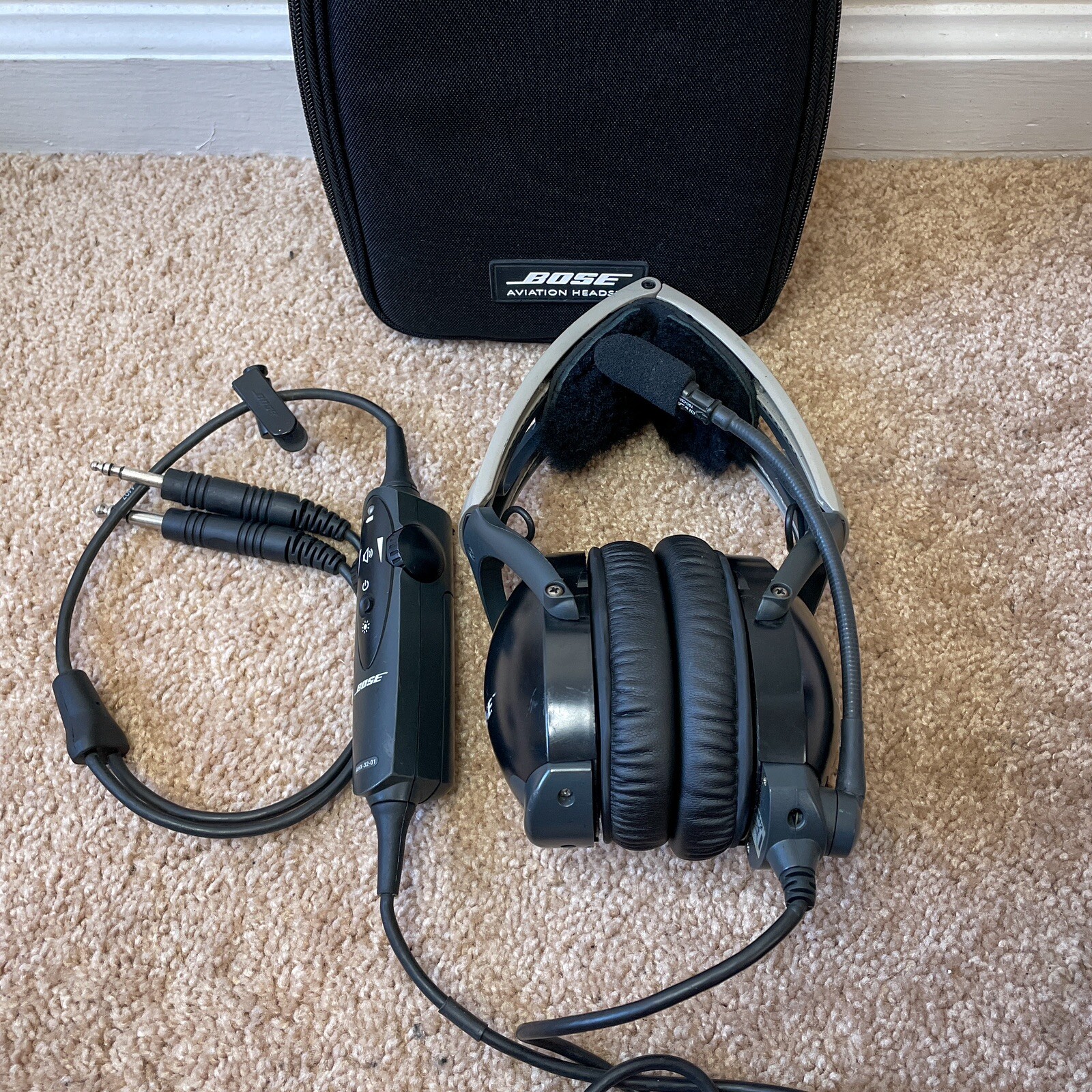 Bose X Aviation A10 Dual GA Plugs Headset AHX-32-01