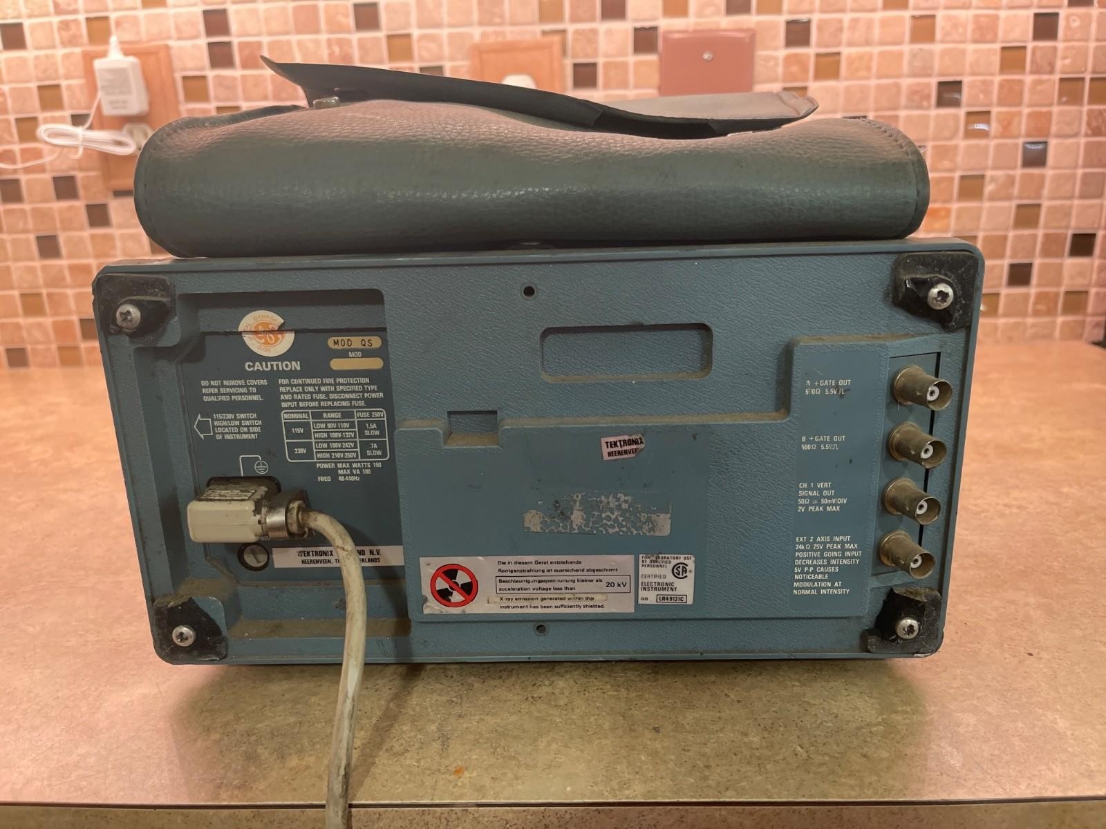 Tektronix 468 Oscilloscope