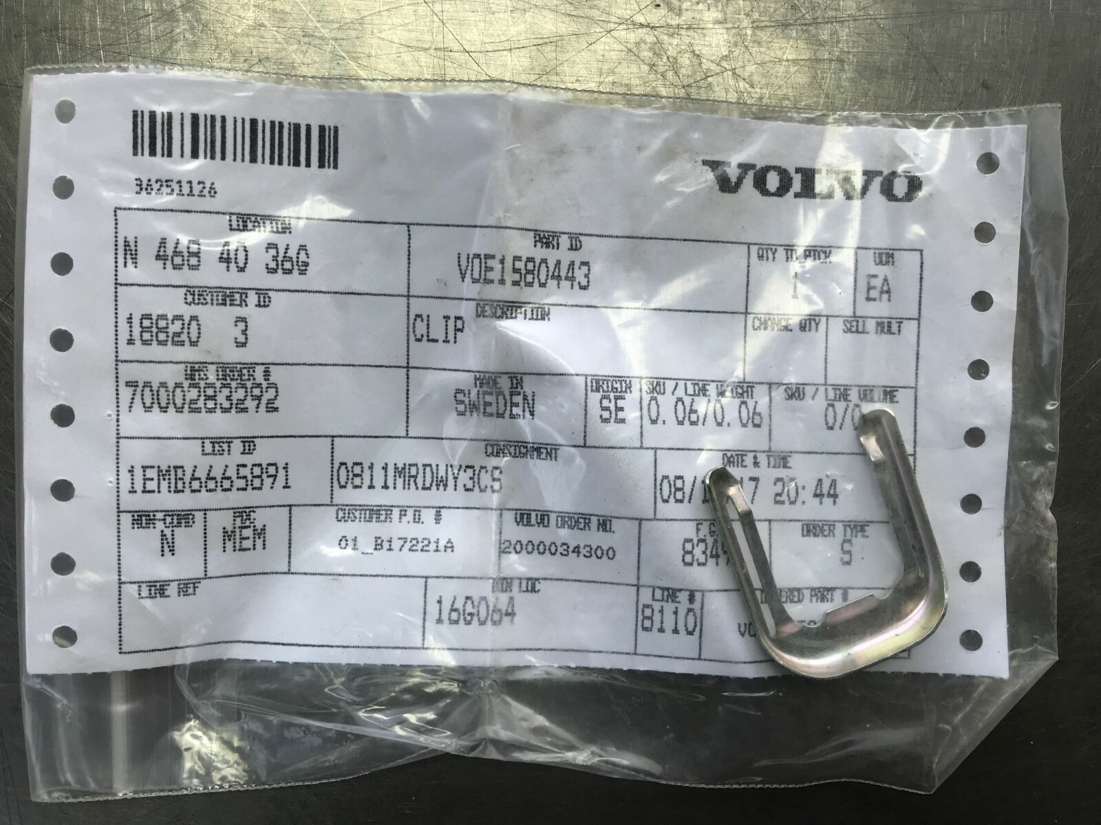 1580443  Genuine  OEM  VOLVO  CLIP  Ingersoll Rand  VOE1580443