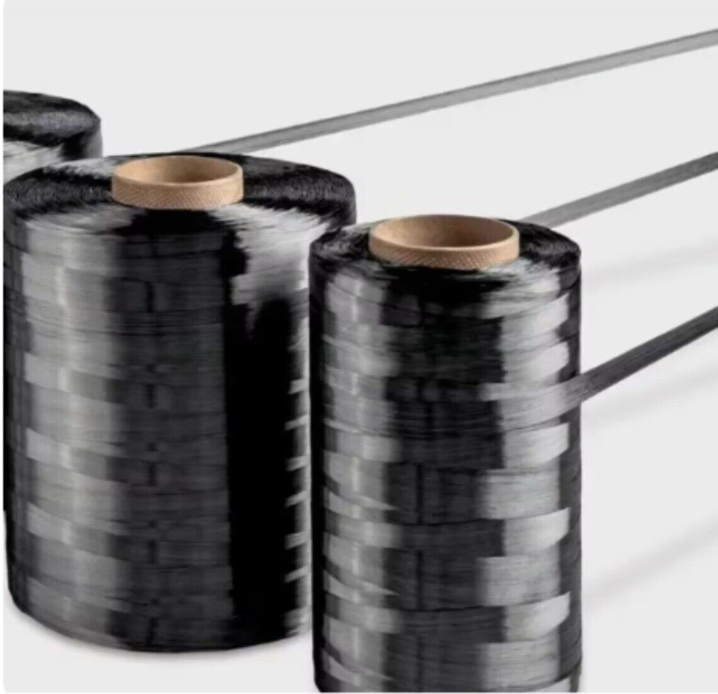 4900MPa 12K 300M Length Carbon Fiber Tow Continuous Filament Yarn Thread Tape