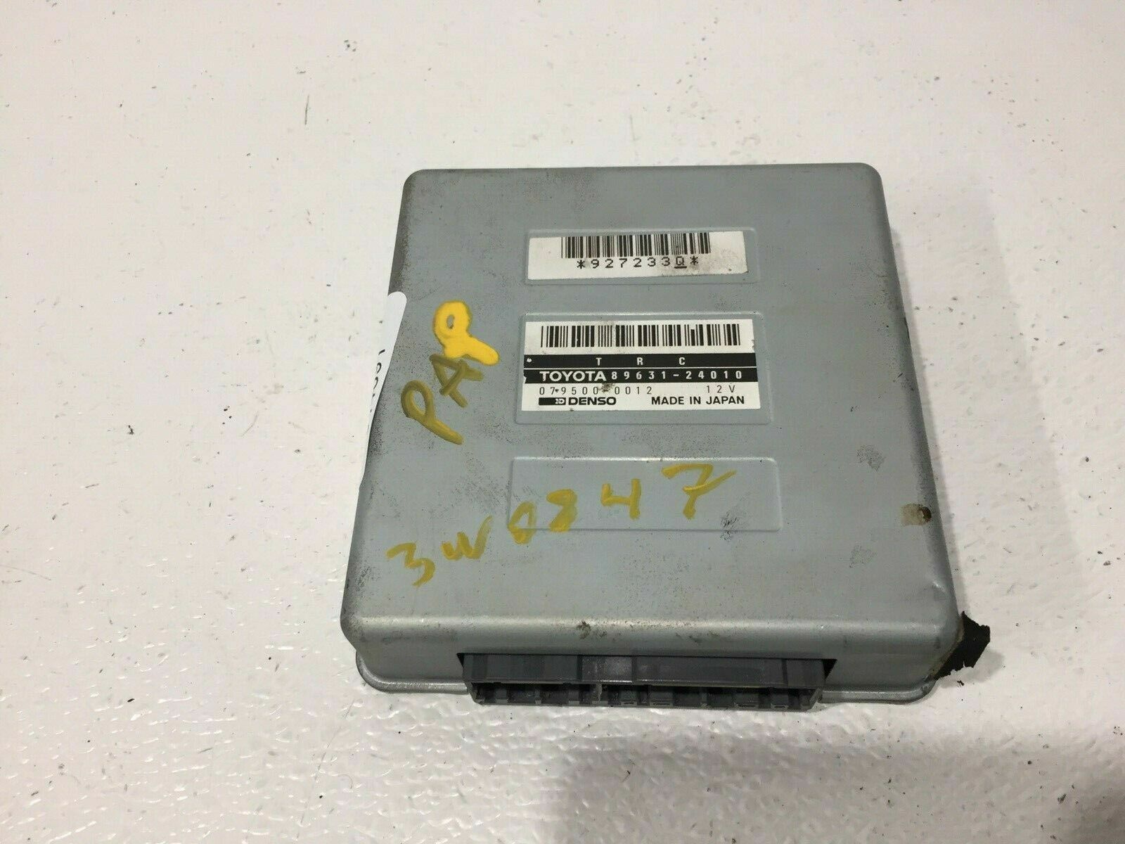 Lexus traction control unit box module computer 89631-24010 8963124010 sc ls gs