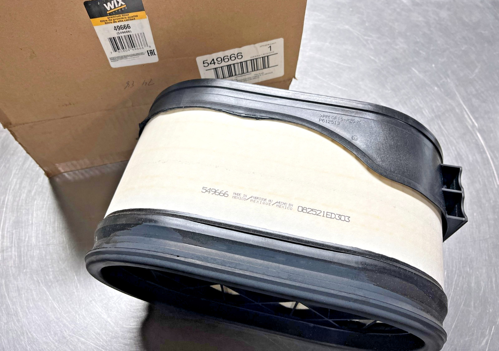 49666  Genuine WIX  AIR FILTER   549666