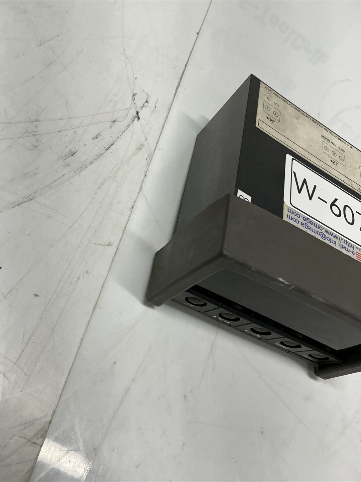 OMEGA DP24-T pannel meter W-607