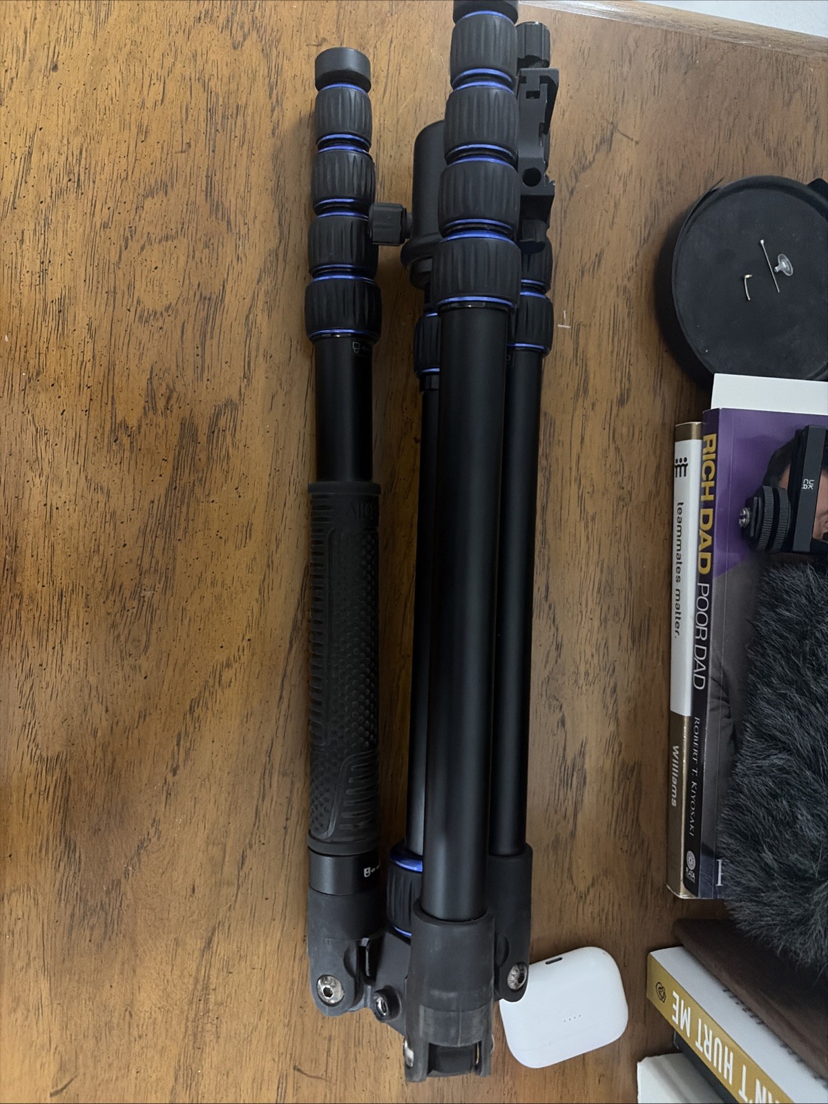 Manbily Tripod Carbon Fiber Tripod, 32mm Tube, Max. Load 44lbs/20kg US STOCK