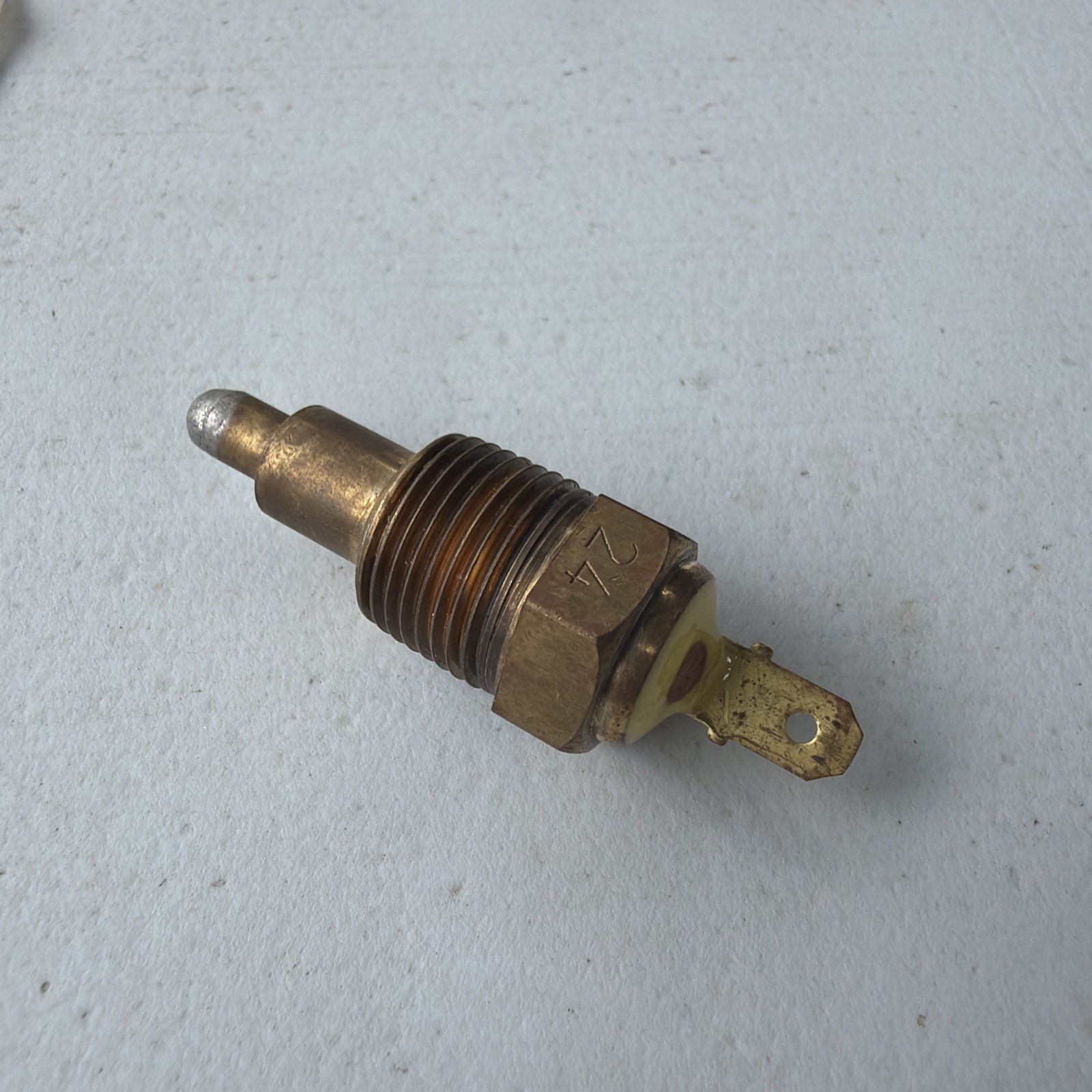 Yale Switch 911358400 Old Stock