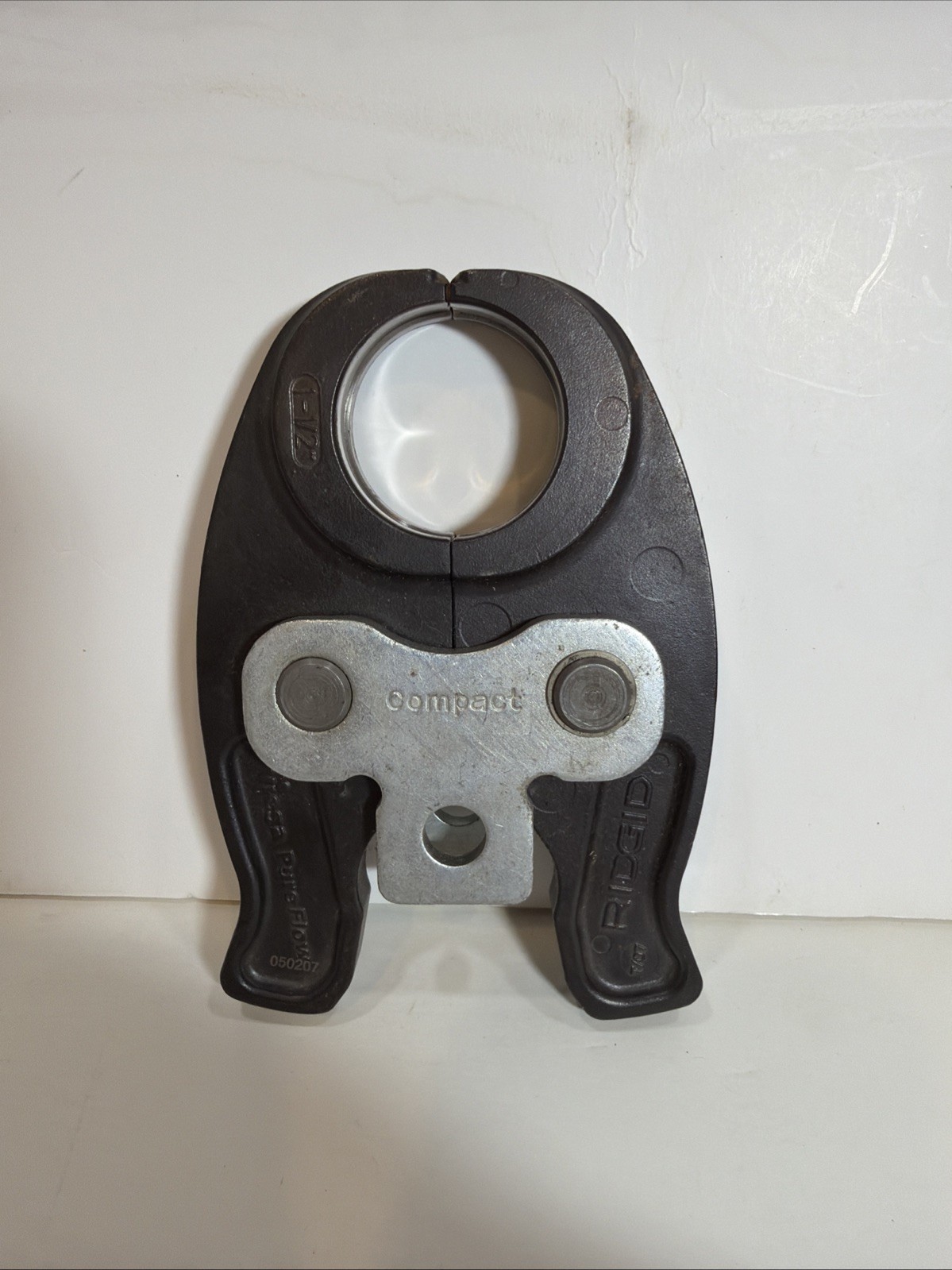 Rigid 1 1/2” Vinegar Pex Compact Crimping Jaws