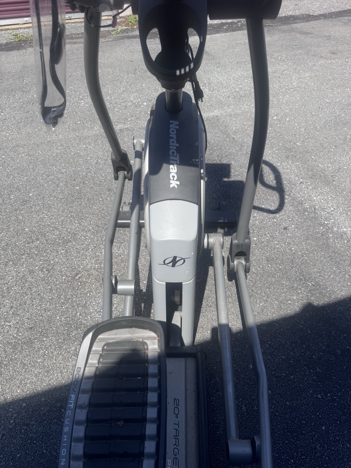NordicTrack Commercial 14.9 Elliptical Bluetooth Magnetic 350lb Gray/Black
