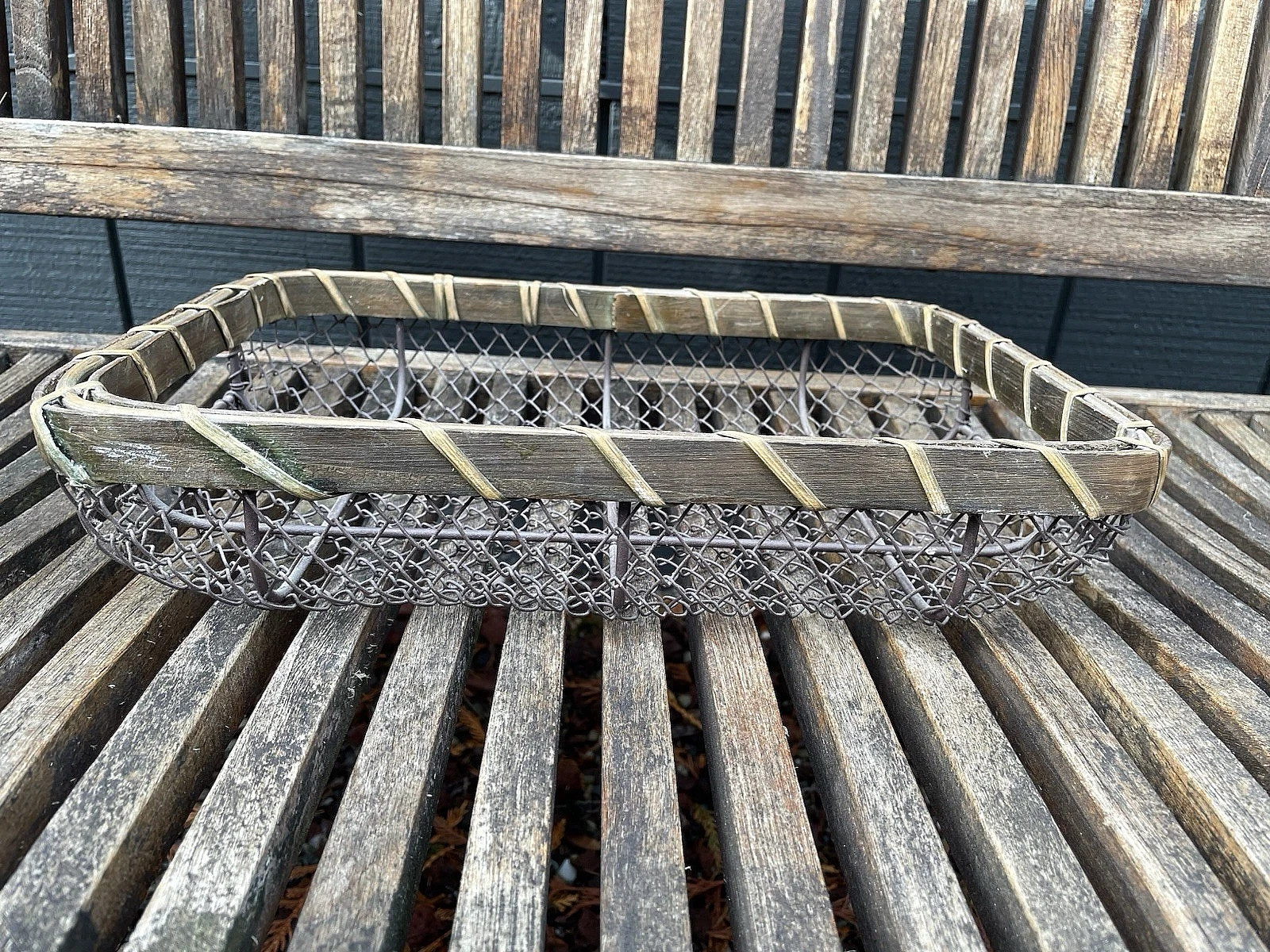 Vintage Wire Basket Brown Wood Rustic Farmhouse Cabin Bread Basket Home Decor
