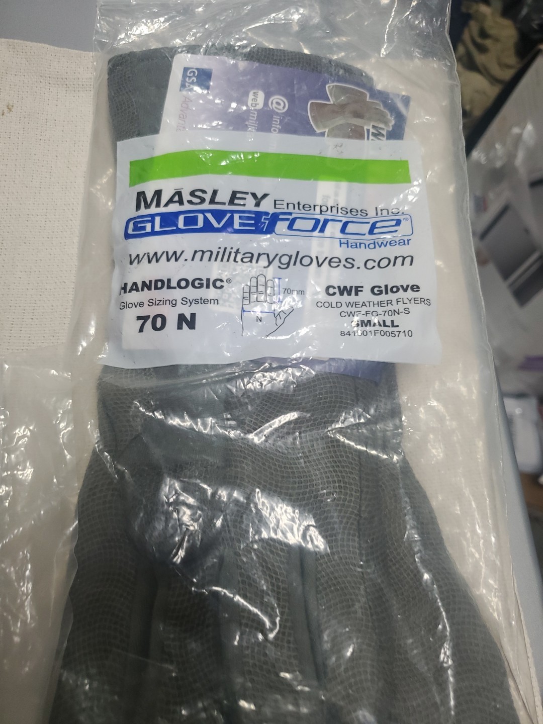 Small Bin# MASLEY MILITARY COLD WEATHER FLYERS GLOVES  70 N CWF GORE-TEX New