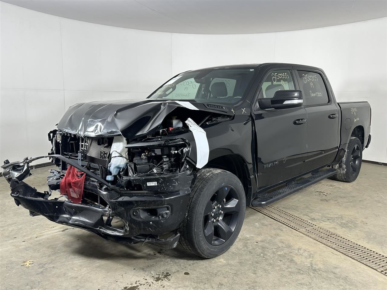Passenger Front Spindle/Knuckle New Style Fits 19-24 DODGE 1500 PICKUP 2756344